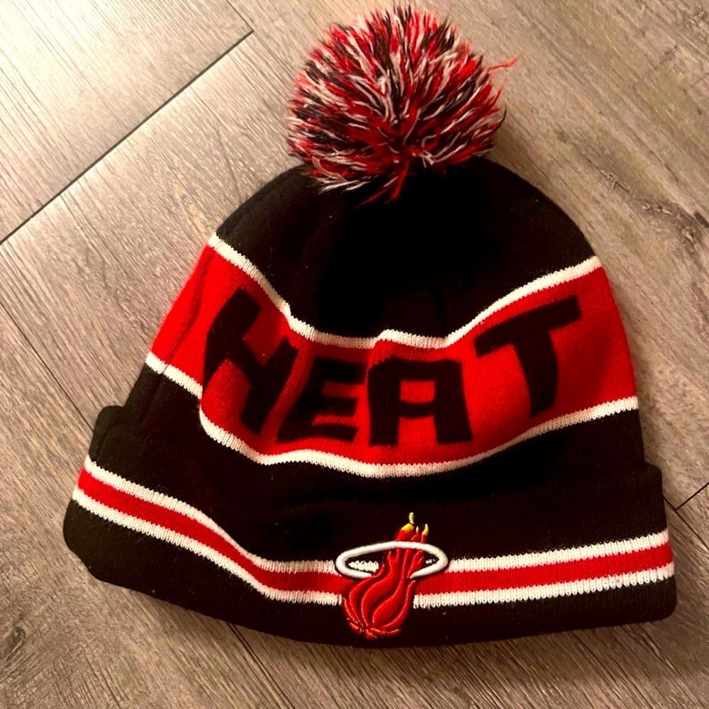 New Era Miami Heat Fleece Lined Pom Beanie Cap